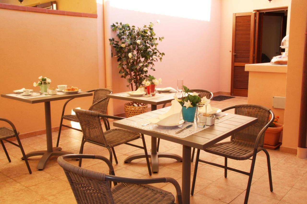 L'Alloggio-Not just rooms Olbia Extérieur photo