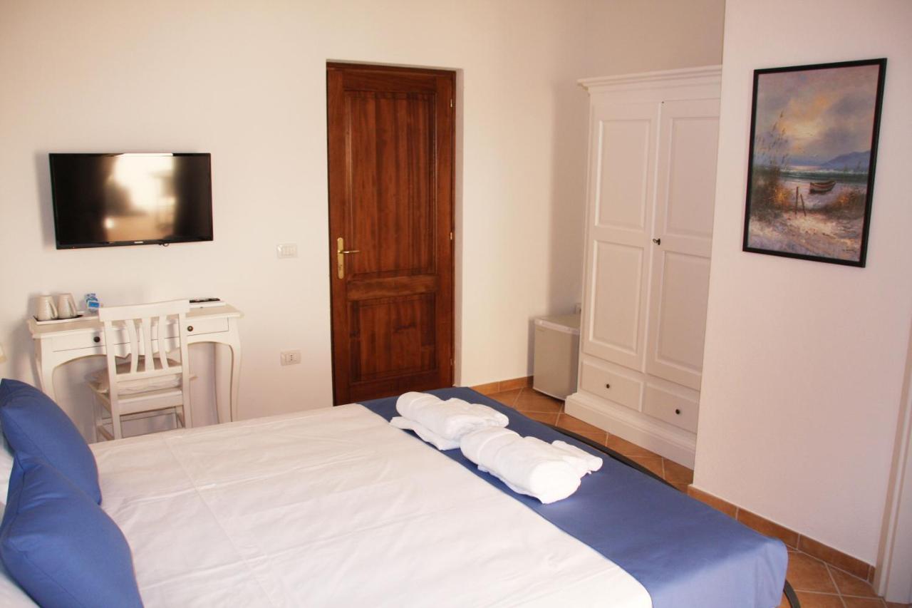 L'Alloggio-Not just rooms Olbia Extérieur photo